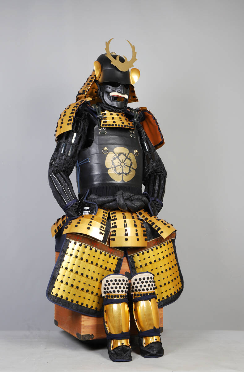 甲胄美品◆戦国武将●武士◆当世鎧 兜 金色輕量甲冑 具足 等身大武具B03の画像2