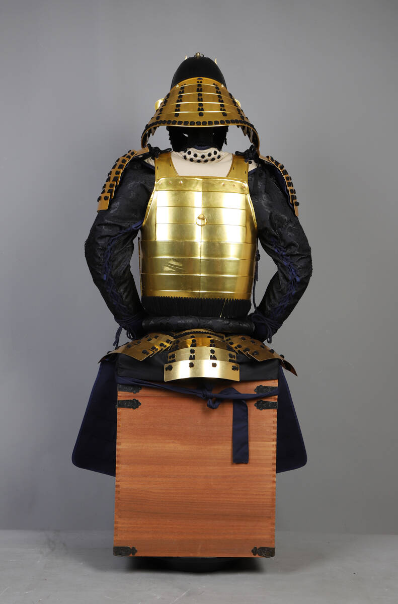 *.. beautiful goods * Sengoku ..*..* present . elmet of armor . amount armour armor life-size armor B06