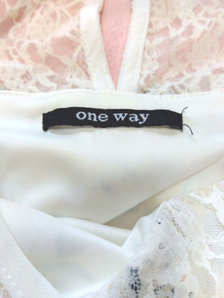 【one way☆ワンウェイ】オフショルダー　シフォン生地　ロングワンピース　レース　M　フラワー柄　花柄　ホワイト系 