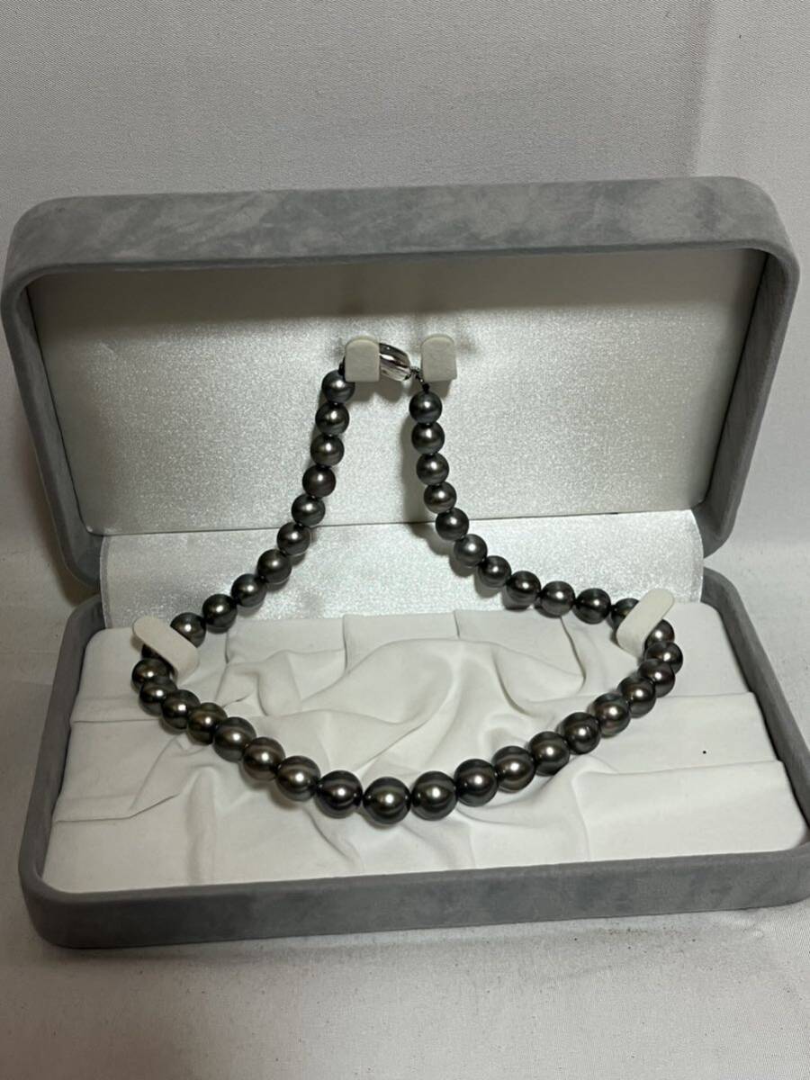 黒真珠 ネックレス シルバートップ 全長45cm 総重量56.6g 冠婚葬祭 パールネックレス 保管ケース付きアクセサリー の画像1