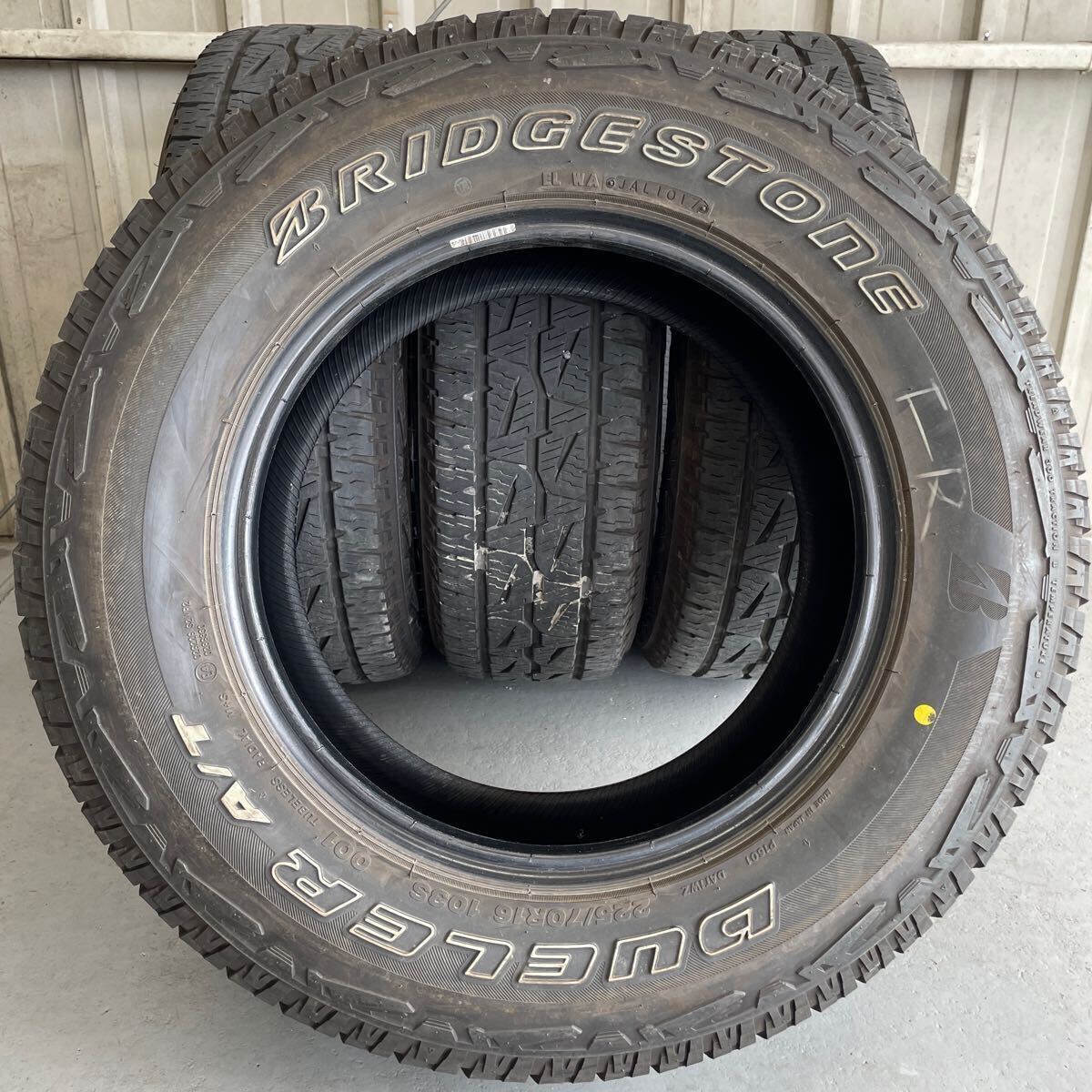 ☆中古品 ブリヂストン DUELER A/T 225/70R16 4本セット 2017年製☆_画像6