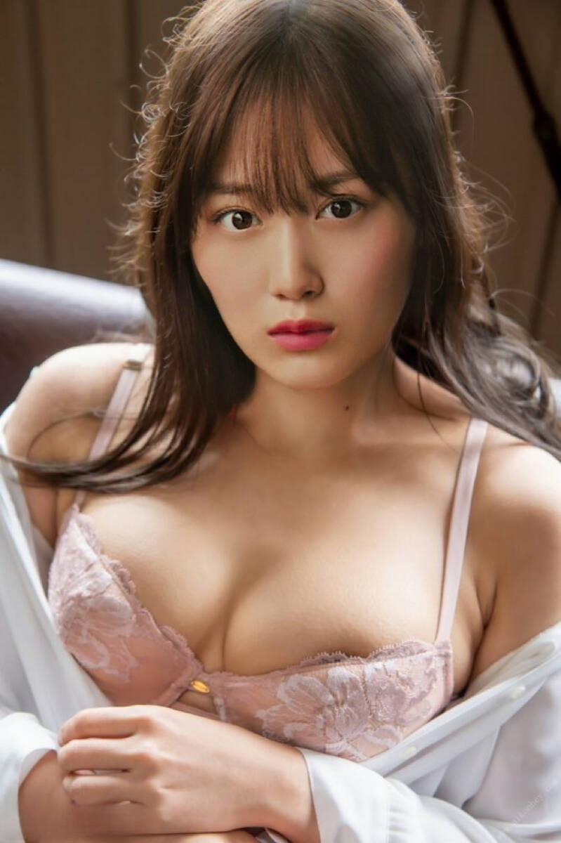 彡山下美月 美乳輪 A1サイズ・ポスターの画像1