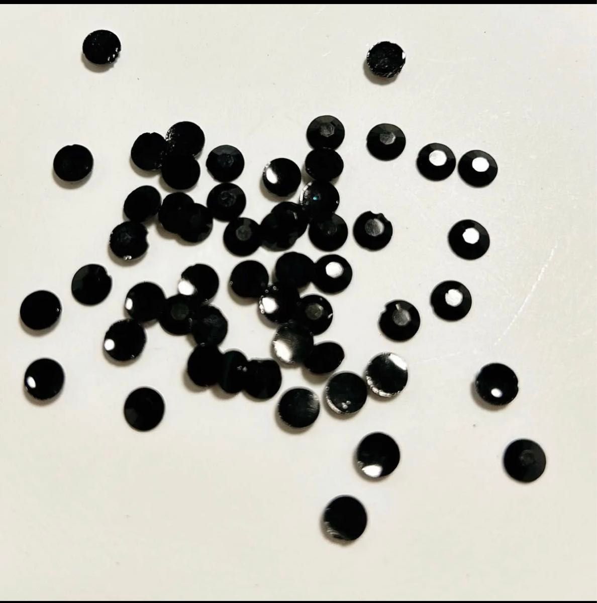 30ML4mmブラック樹脂ラインストーンネイルデコハンドメイドDIY素材材料AB 高分子ストーンデコパーツ大人ネイルアート黒