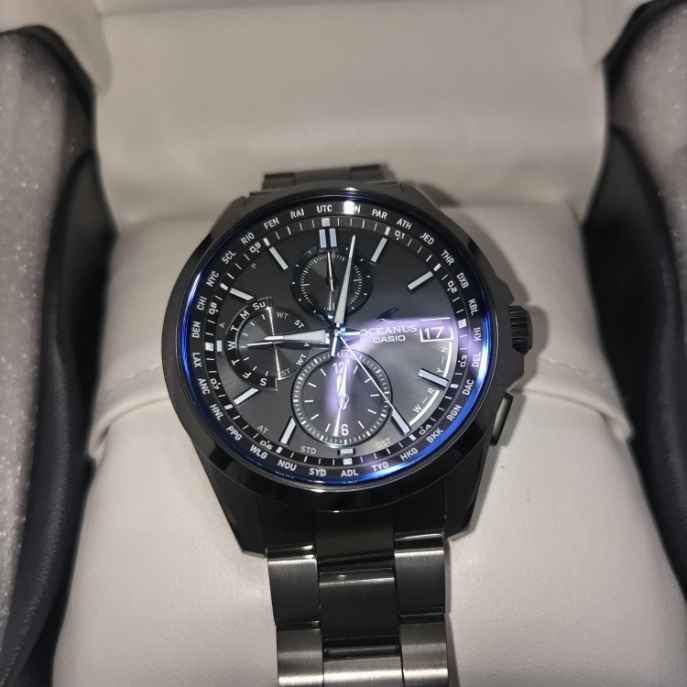 極美品 CASIO OCEANUS クラシックライン 電波ソーラー オールブラック DLC仕様（OCW-T2600B-1AJF）の画像5