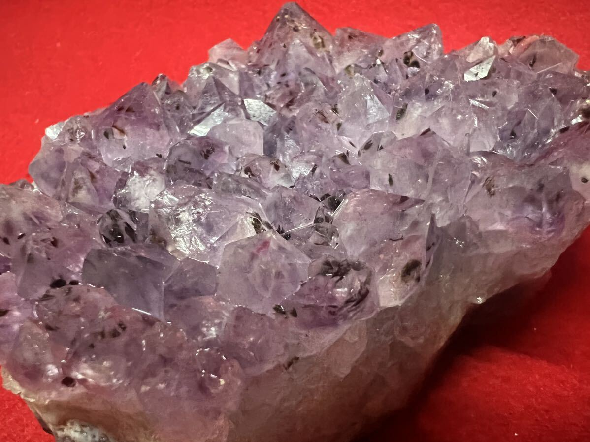 アメジスト　クラスター　珍しい内包物が沢山　amethyst 原石 天然石 パワーストーン 約550g_画像3