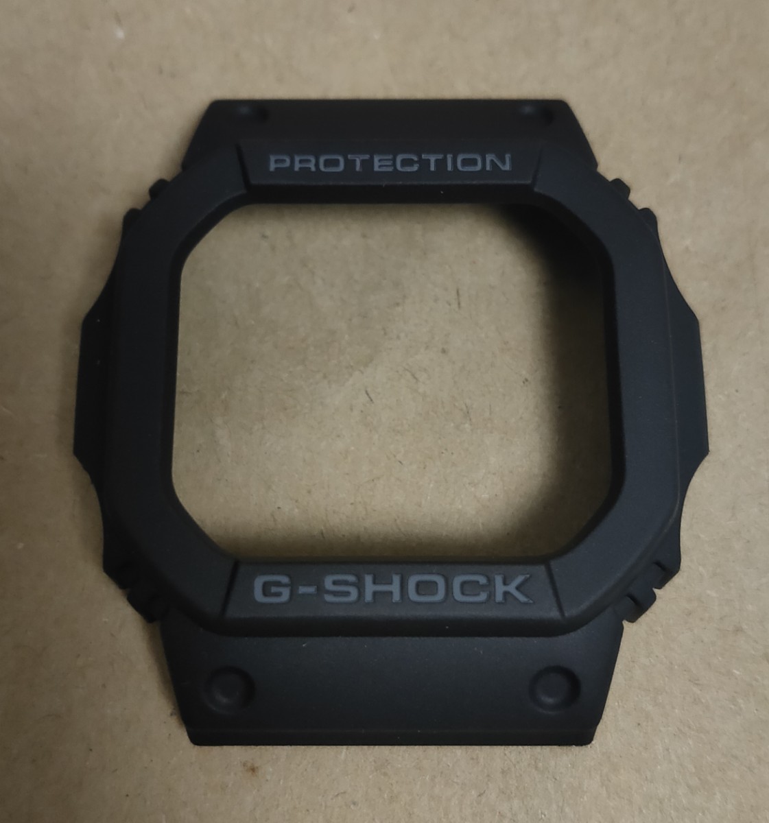 【送料無料】カシオ Gショック GW-M5610 純正ベゼル ダークグレー文字 新品 G-SHOCK CASIOの画像1