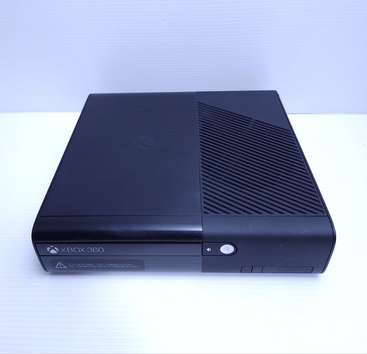 美品 / 動作品 レア 最終モデル マイクロソフトXbox360E ブラック 250GB 純正HDD し/コントローラゲ ムソフト 箱付セット(H-157)の画像4