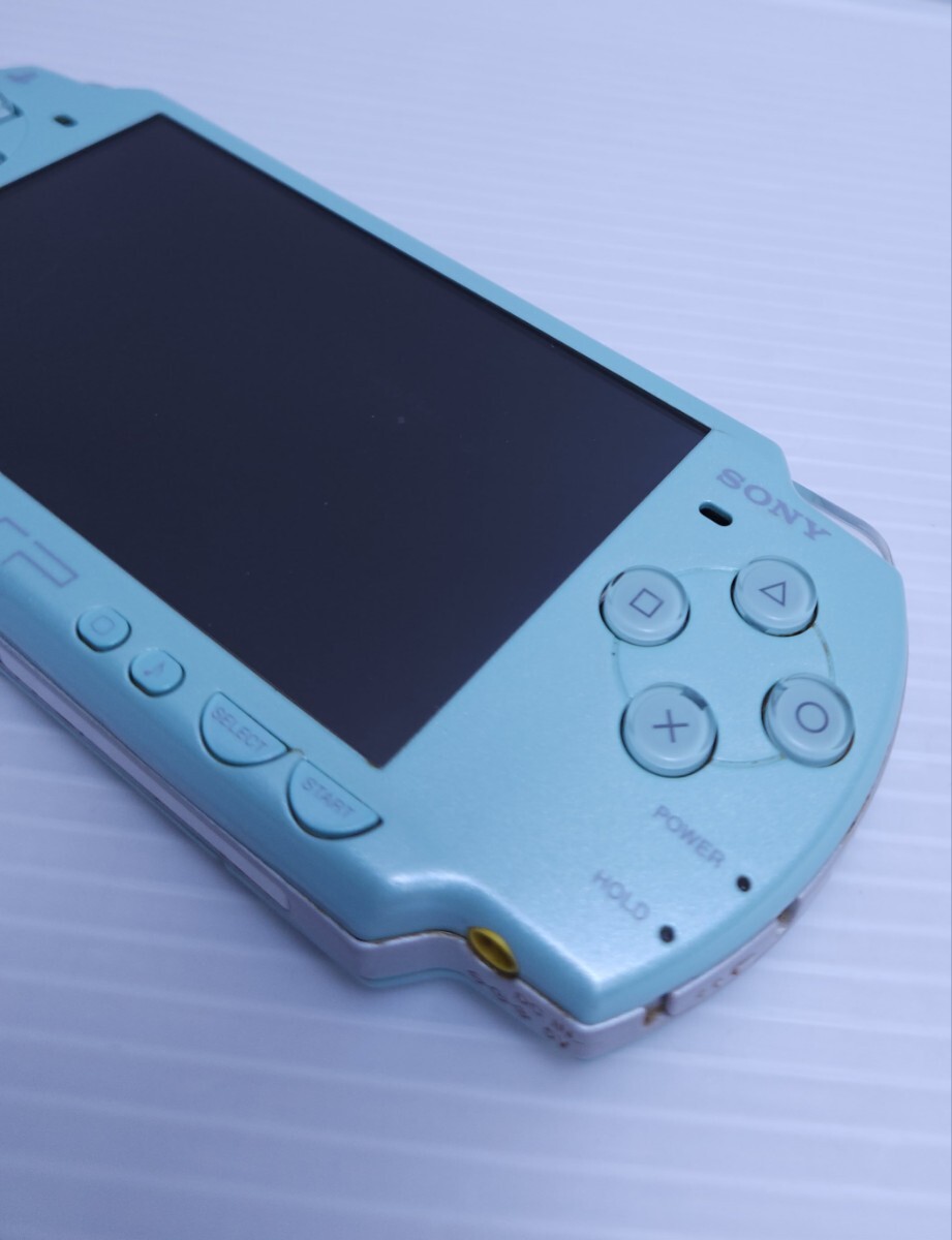 レトロゲーム / ソニー SONY PSP-2000 ソニー PSP-2000 本体 動作未確認 (H-276)の画像3