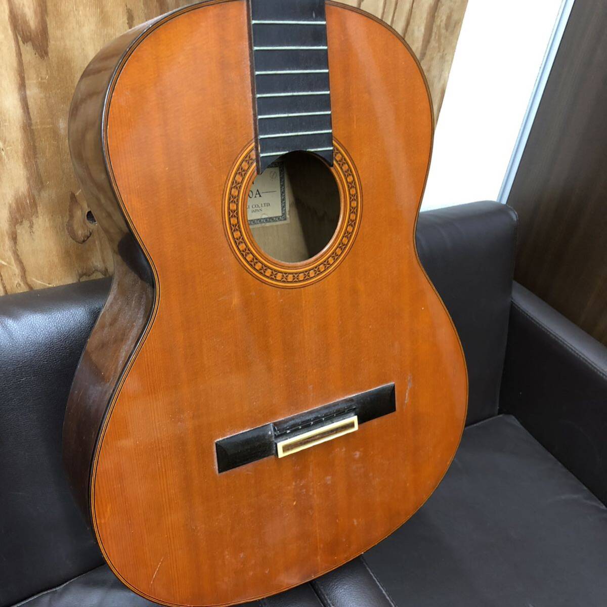 YAMAHA アコースティックギター C-200A 現状品 楽器 弦楽器 ギターの画像4