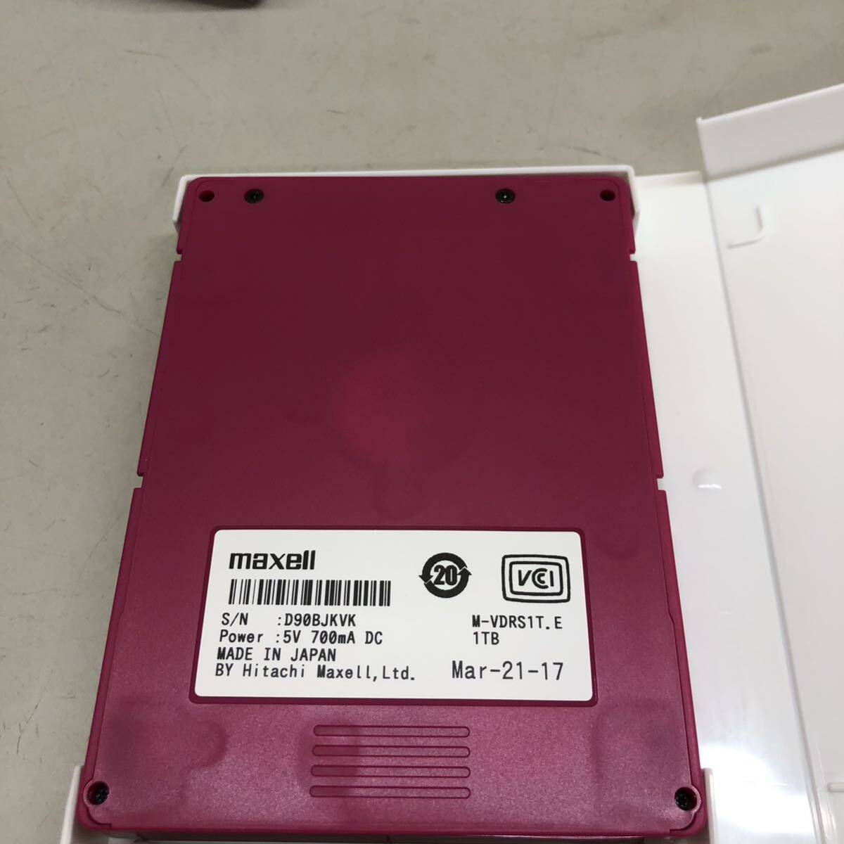 (20) maxell iVDR S 1.0TB 2個セット カセットハードディスク 動作未確認 中古 美品_画像4