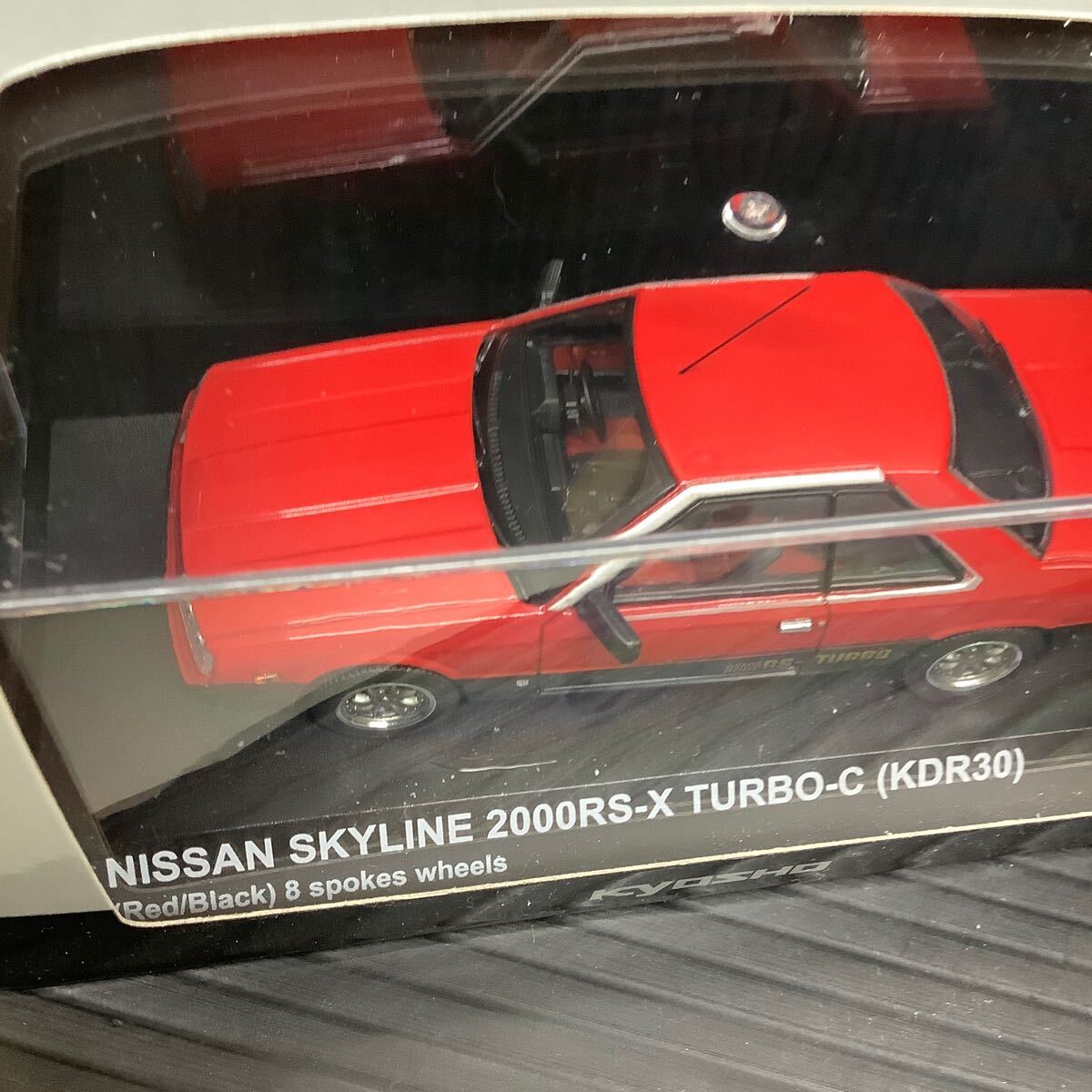 ⑧ KYOSHO 京商 NISSAN スカイライン 2000RS-X TURBO-C KDR30 ミニカー 1/43の画像5