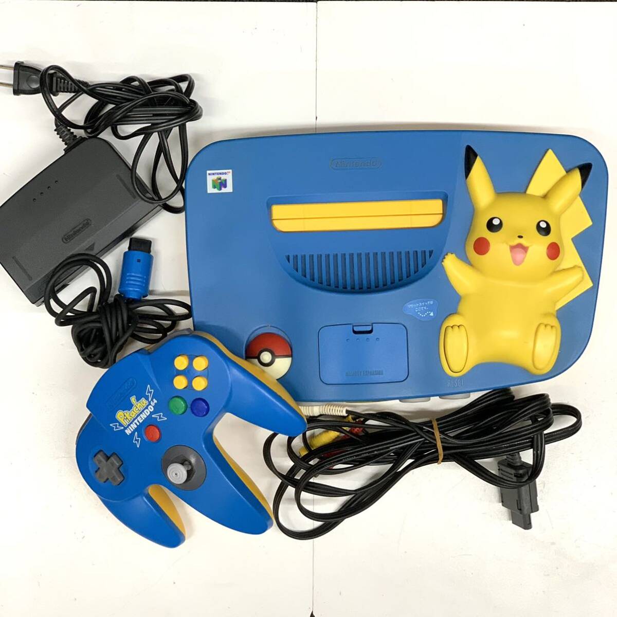 ピカチュウ ニンテンドー64 NINTENDO64 ブルー 任天堂 ゲーム機 NUS-101 通電確認済み 現状品 動作未確認の画像1