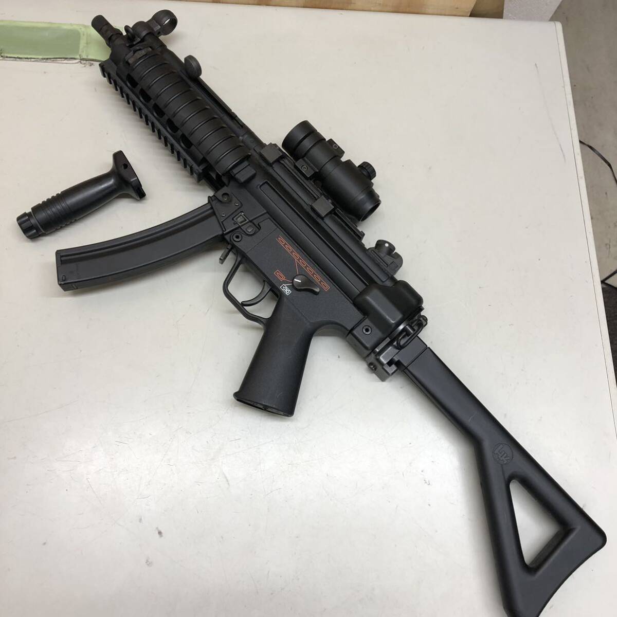 ④ 東京マルイ R.A.S MP5 電動ガン 特殊部隊用近接戦闘カスタム プロサイト バッテリー無し 試射確認済み ASGK 現状品の画像2