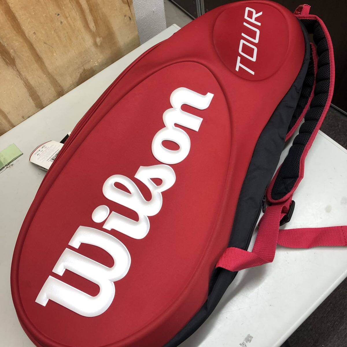 12 Wilson Tour 赤 ラケットバッグ 中古 未使用 長期保管品 テニス tennis bag ラケットの画像1