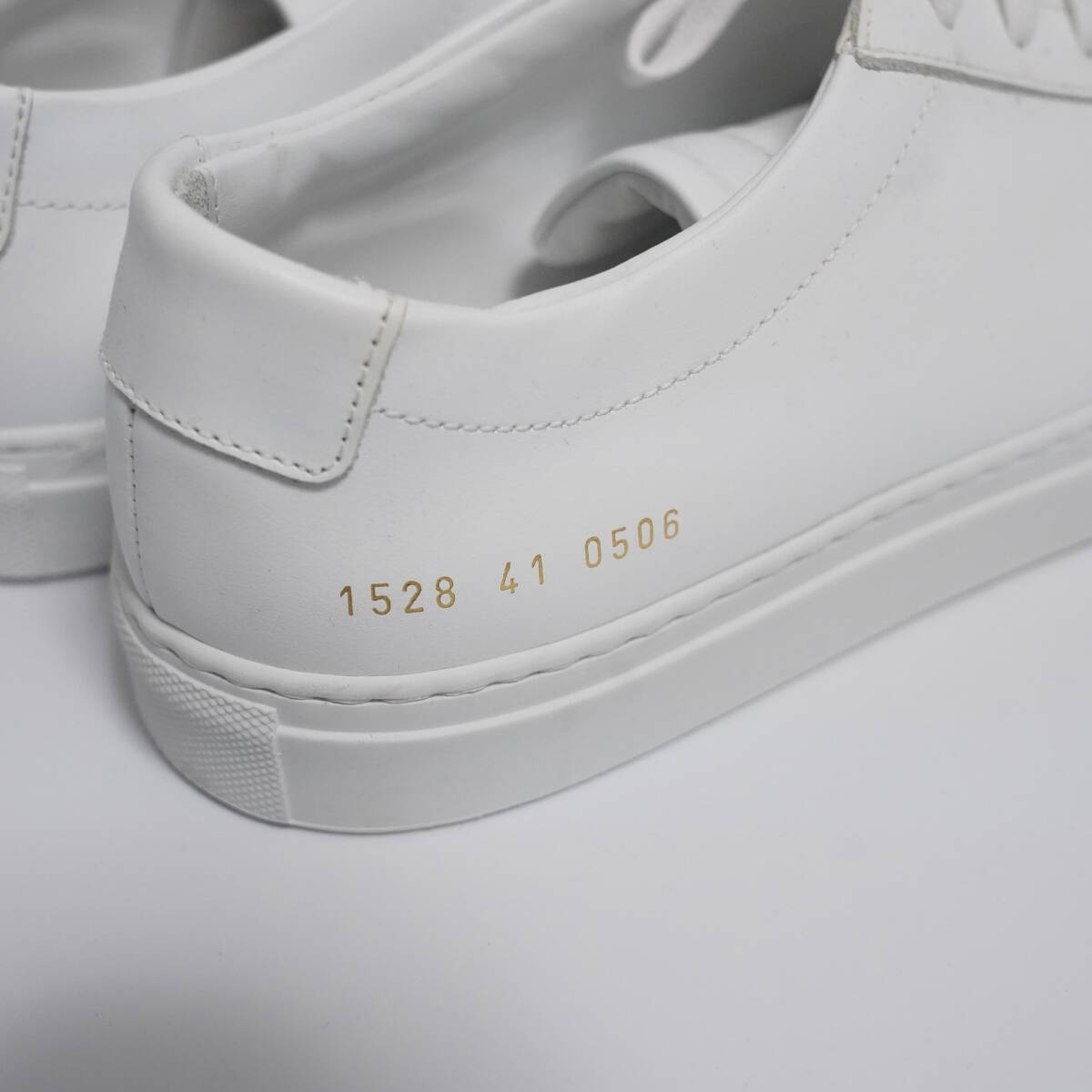 新品未使用 コモンプロジェクト ホワイト 41サイズ 26CM Common Projects 定価 53900円 付属品有り Achilles スニーカー イタリア製の画像4