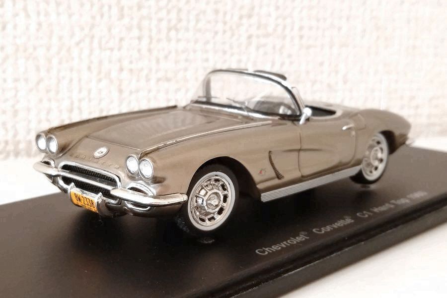 シボレー・コルベット C1 後期型 (1/43 訳あり中古品 / スパーク：Spark) 1962 Chevrolet Corvette C1の画像1