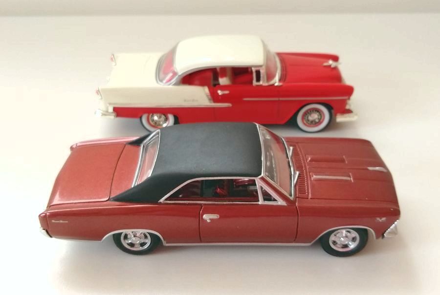 シボレー・ベルエア & シェベル (1/43 本体のみ 訳あり中古品) 1955 Chevrolet Bel Air/1966 Chevelle SS 396 (マッチボックス：Matchbox)の画像7