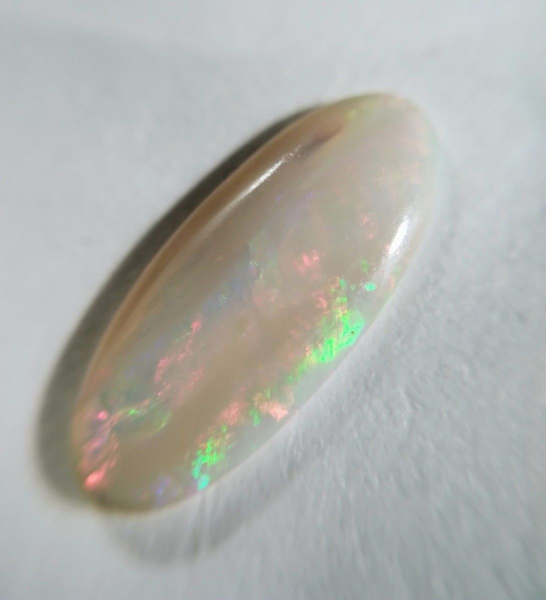 【O34】天然オパール 1.776ct ソーティング付　18.0×8.0mm ルース 裸石  ルース opal