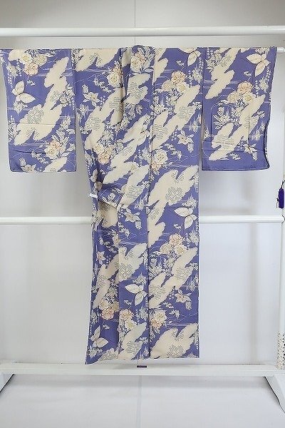 【着物フィ】アンティーク 小紋 身丈145cm 薄紫 花 蝶々 大正ロマン レトロ 正絹 仕立て上がり kimono 袷 15864の画像5