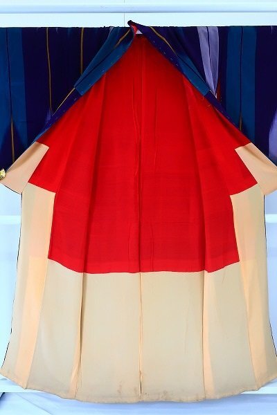 【着物フィ】アンティーク お召 小紋 身丈158cm 矢絣 紫 大正ロマン レトロ 正絹 仕立て上がり kimono 袷 15928の画像8