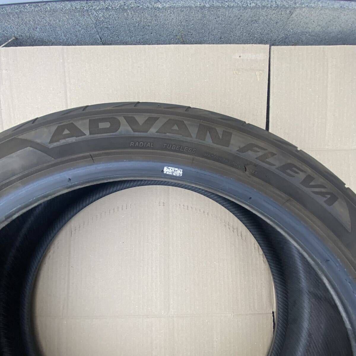 ヨコハマ ADVAN FLEVA タイヤ3本セット ヨコハマ ADVAN FLEVA タイヤ 225/45R19 92W 2021年 残量約4.2~6.2ｍｍ_画像3