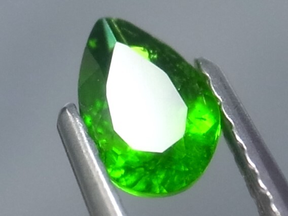 0.47ct f 新品・希少石・天然クロムダイオプサイド ロシア産_画像5