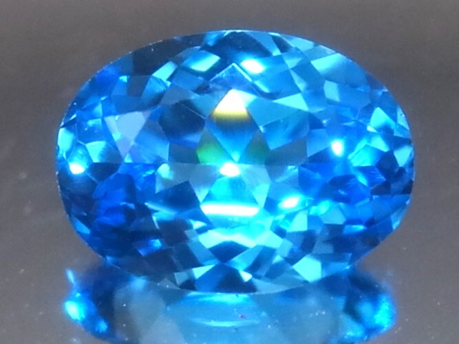 1.71ct 新品・新色・スカイブルートパーズカラー合成ヤグセラミック宝石 ＹＡＧ（イットリウム・アルミニウム・ガーネット）の画像1