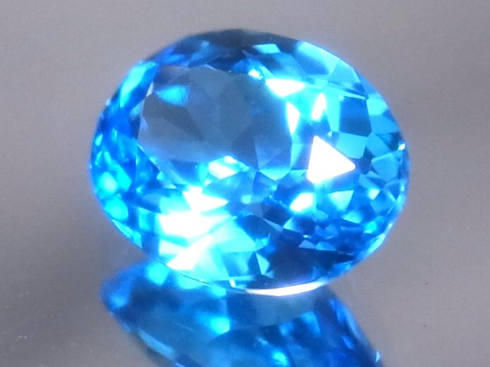 1.71ct 新品・新色・スカイブルートパーズカラー合成ヤグセラミック宝石 ＹＡＧ（イットリウム・アルミニウム・ガーネット）の画像4