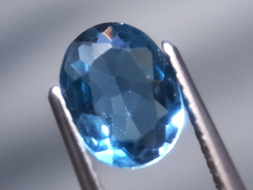 1.29ct a 新品・天然ロンドンブルートパーズ マダガスカル産 の画像1