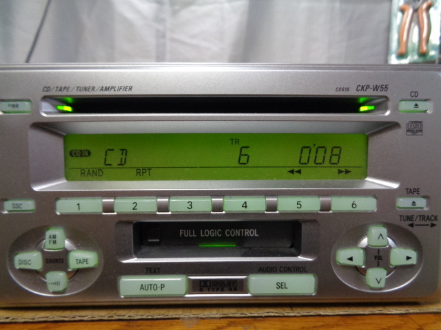 [E11] トヨタ 純正 オーディオ CD カセット テープ FM AM 08600-00G60 CKP-W55 _画像2