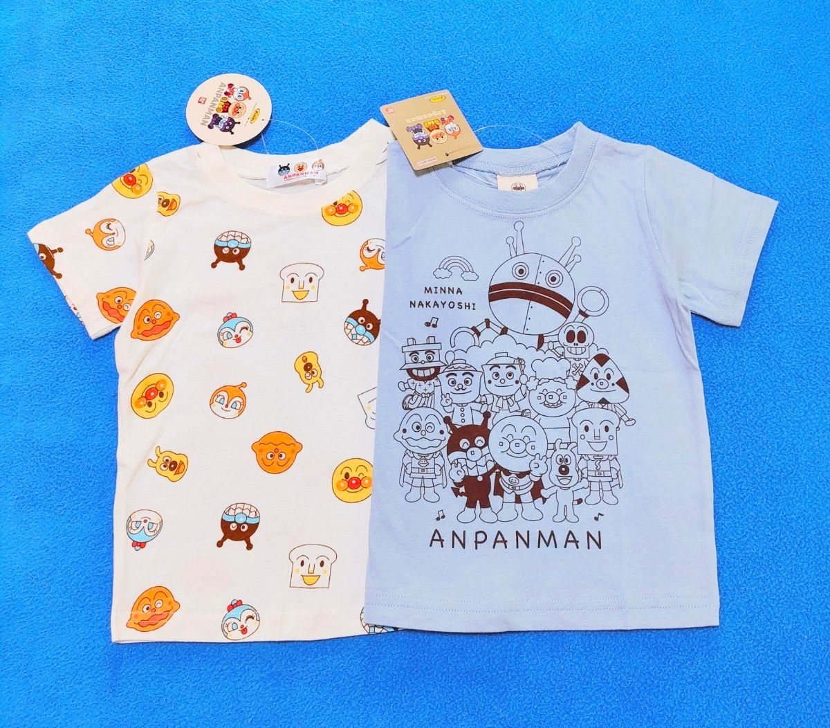 新品　90cm　アンパンマン　それいけ!半袖Ｔシャツ2枚セット　顔総柄×だだんだんブルー