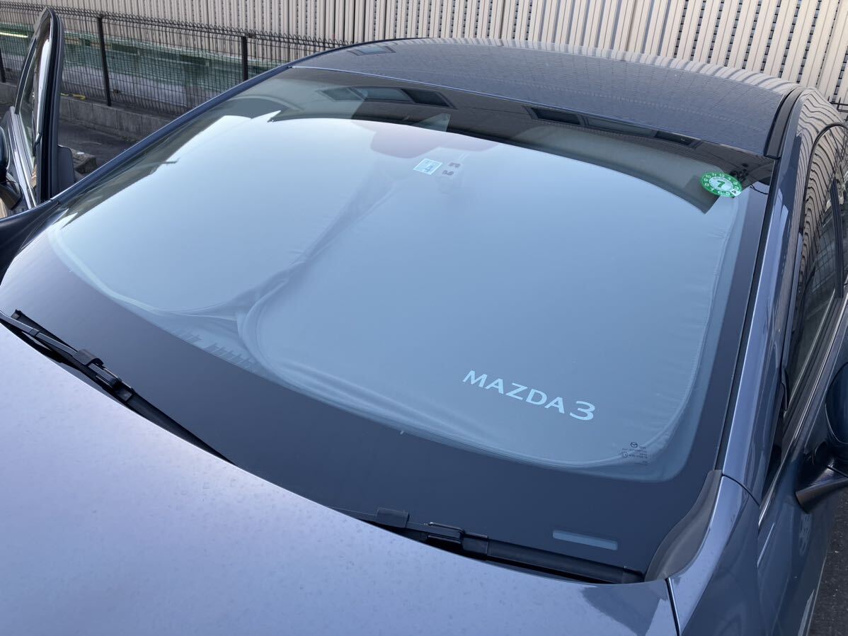 中古　純正　MAZDA3 マツダ3 フロントガラス 遮熱 車内保護 サンシェード　専用設計_画像1