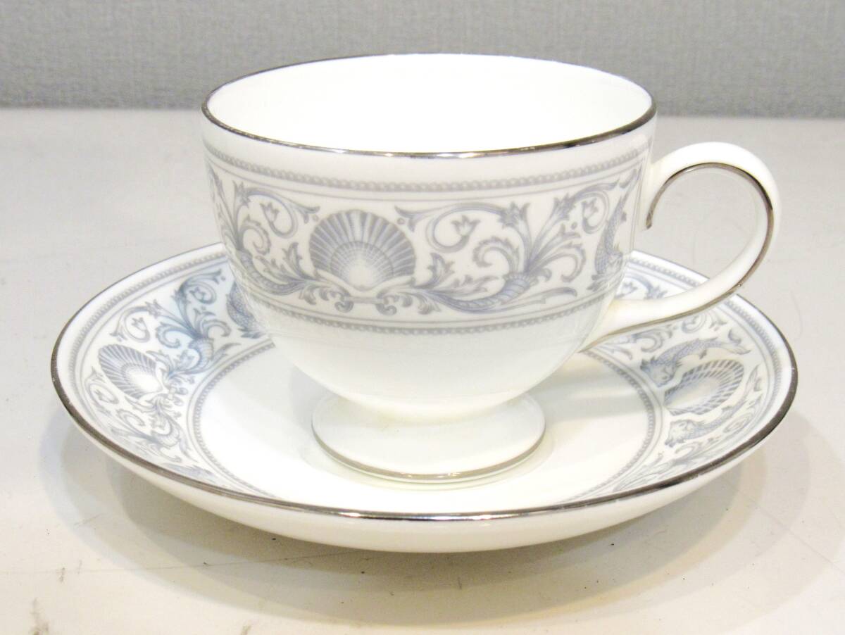 ウェッジウッド WEDGWOOD カップ＆ソーサー シルバー 銀縁 ユーズド品 kdKTの画像1