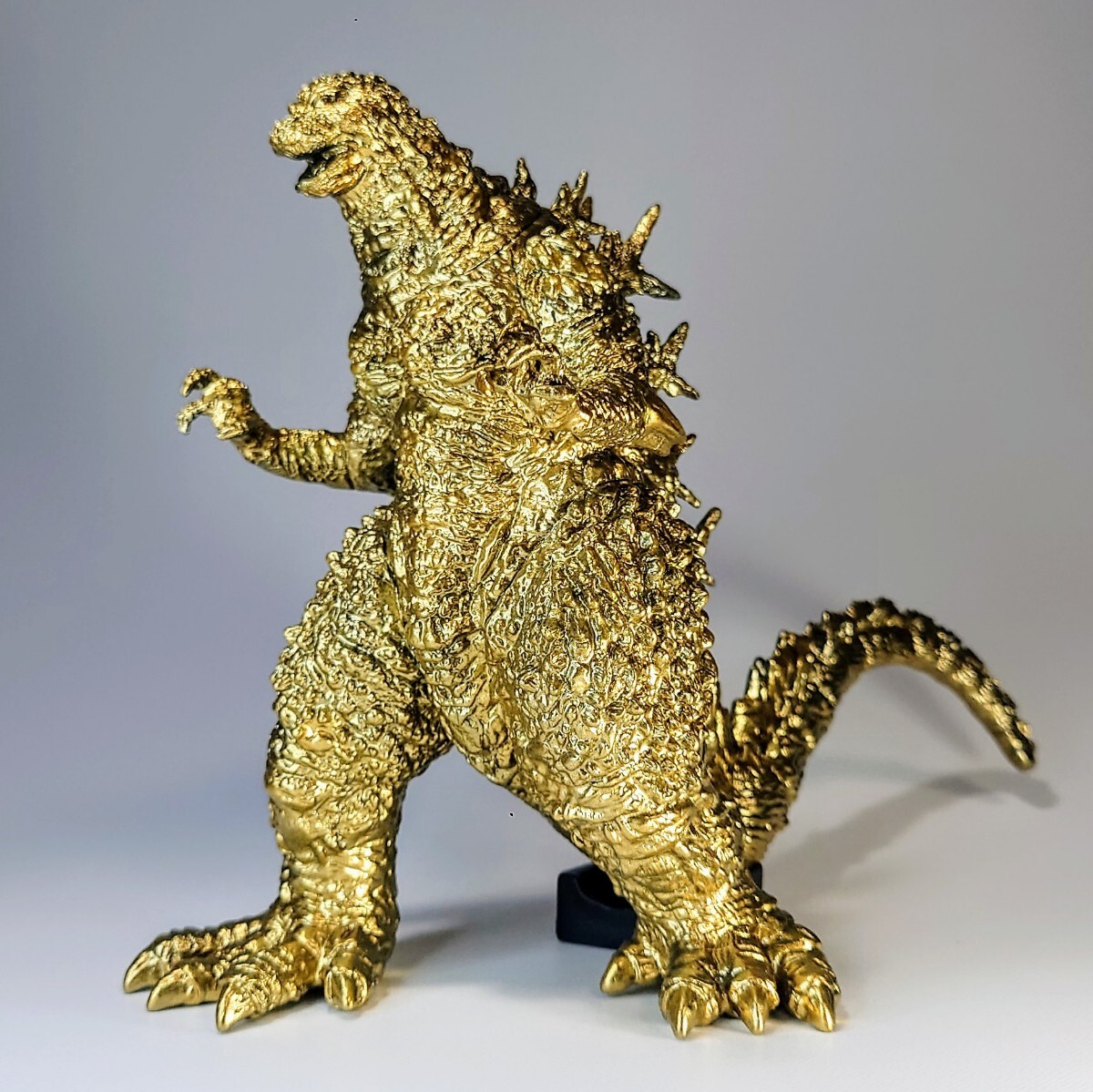 怪獣咆哮撃 ゴジラ 2023 オスカーゴールド風 リペイント 完成品 フィギュア ゴジラ-1.0 GODZILLA MINUS ONE Academy Awards The Oscarsの画像2