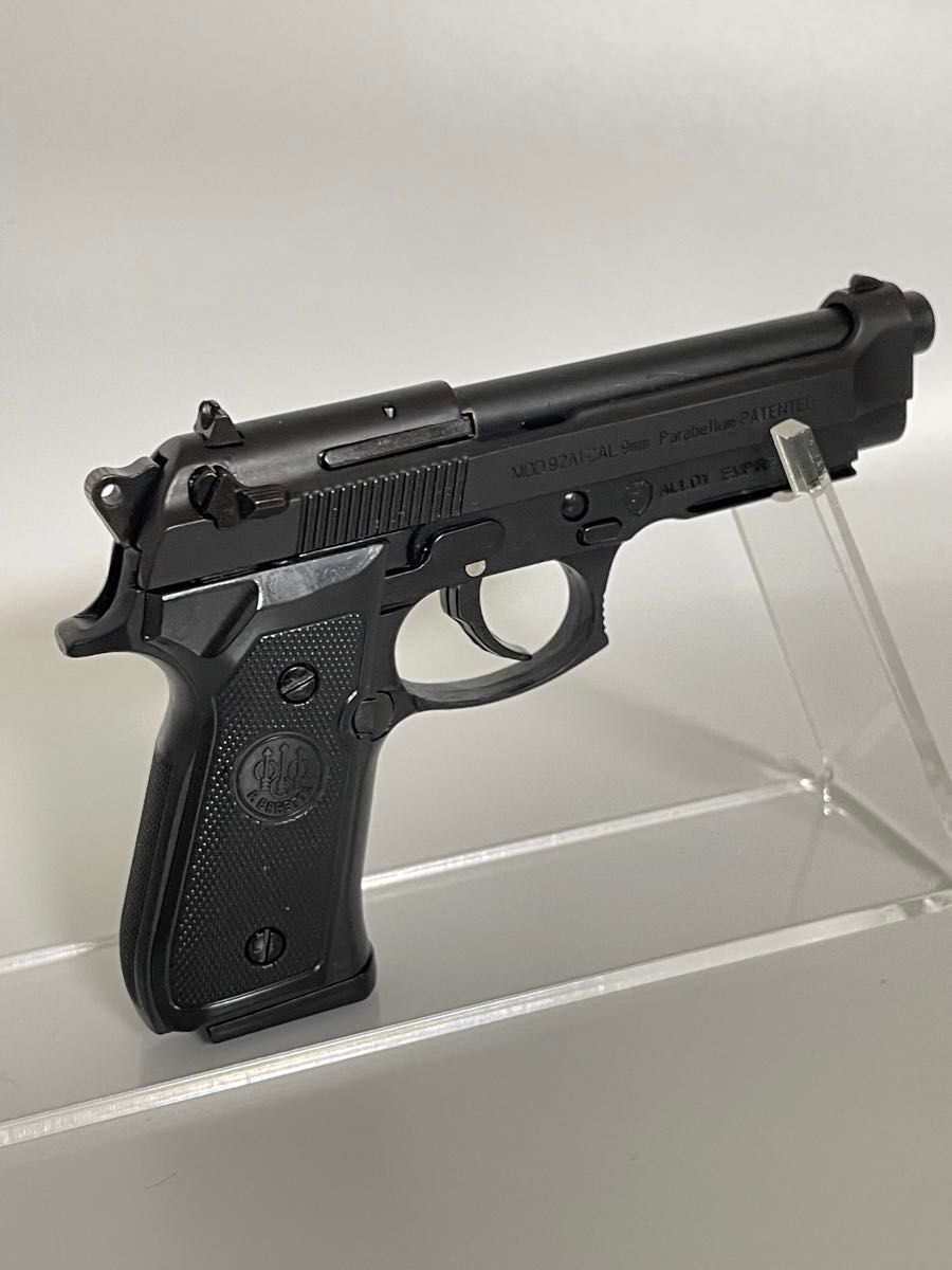 m92f 1/2スケール 金属製ミニチュア モデルガン　排莢アクション　スライドストップ