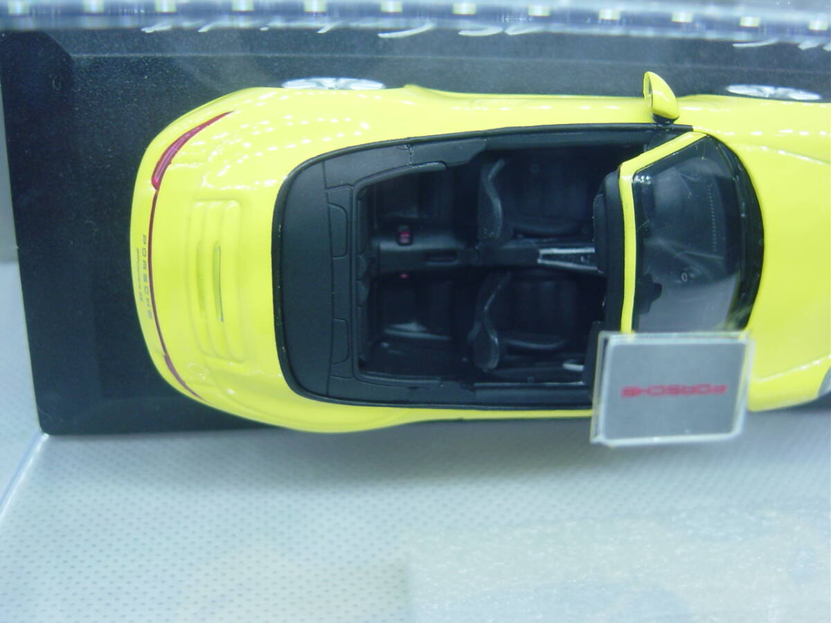 送料350円～ MINICHAMPS ポルシェ別注 1/43 Porsche 911 (991) Carrera 4S Cabriolet 2012 カレラ カブリオレ_画像9