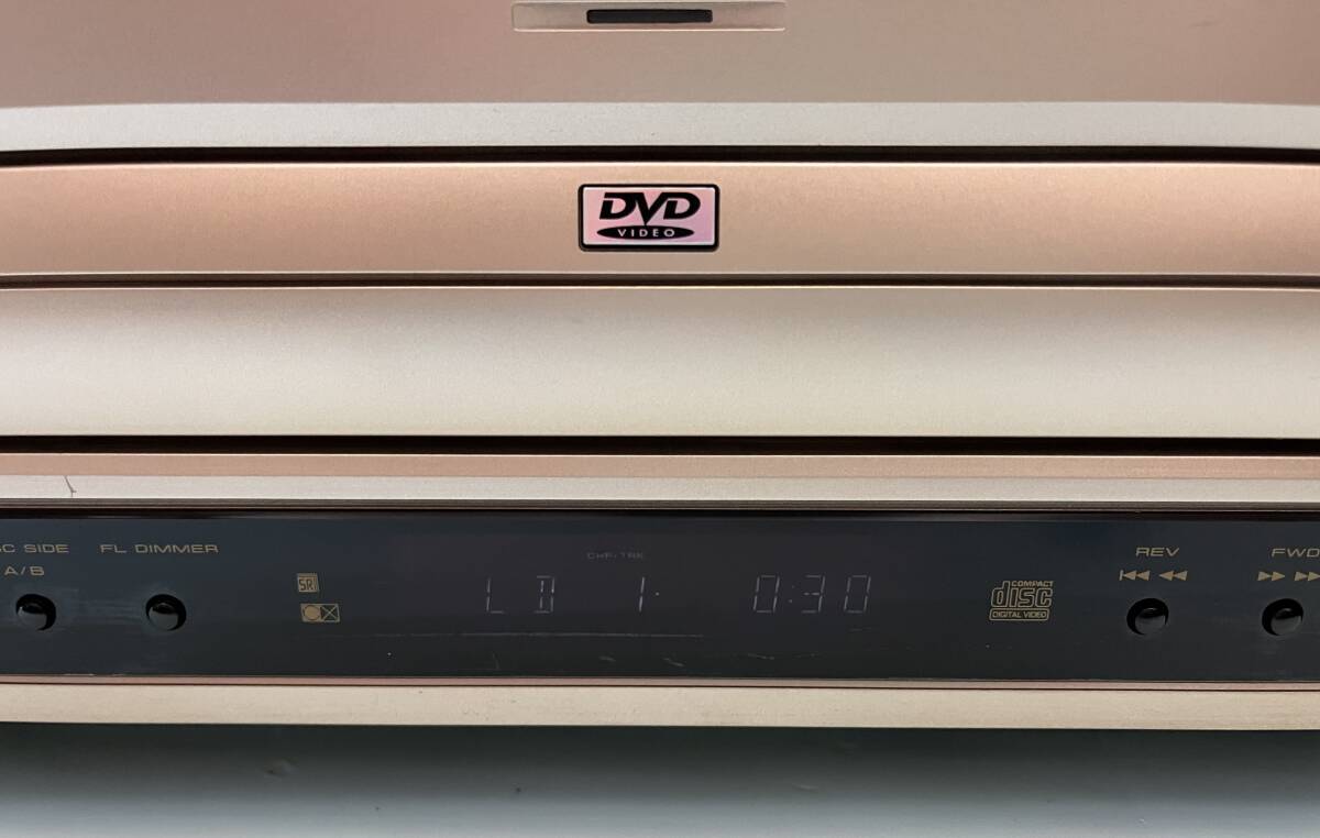 【動作OK／30日間返品保証】 PIONEER パイオニア  LD/DVD/CDプレーヤー DVL-919 レーザーディスクの画像3