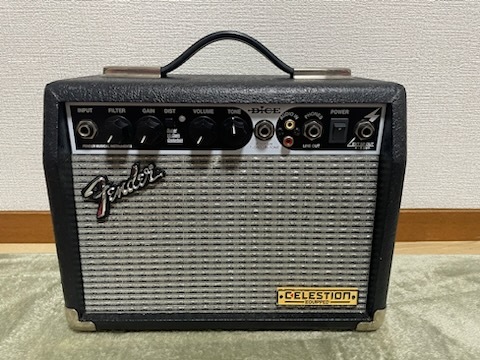 FENDER スピーカー アンプ CELESTION EQUIPPED 動作品 音出し確認済み ギター ブラック系 フェンダージャパン 楽器 音楽 オーディオ機器_画像1