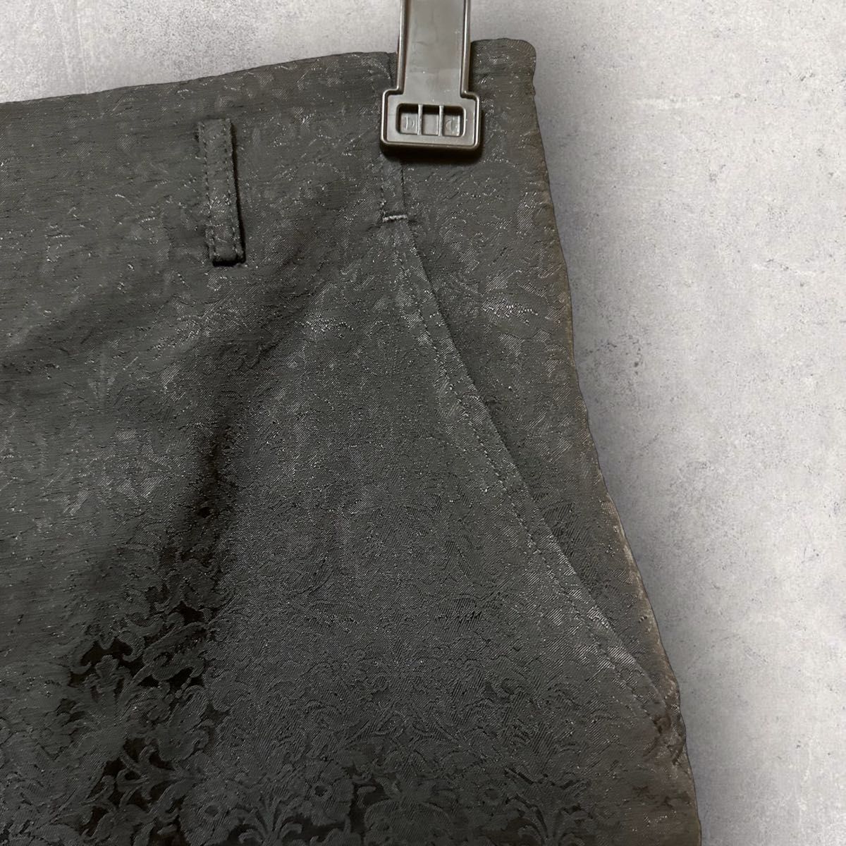 navasana ショートパンツ 裾ダブル 総柄 ブラック レディース Mサイズ