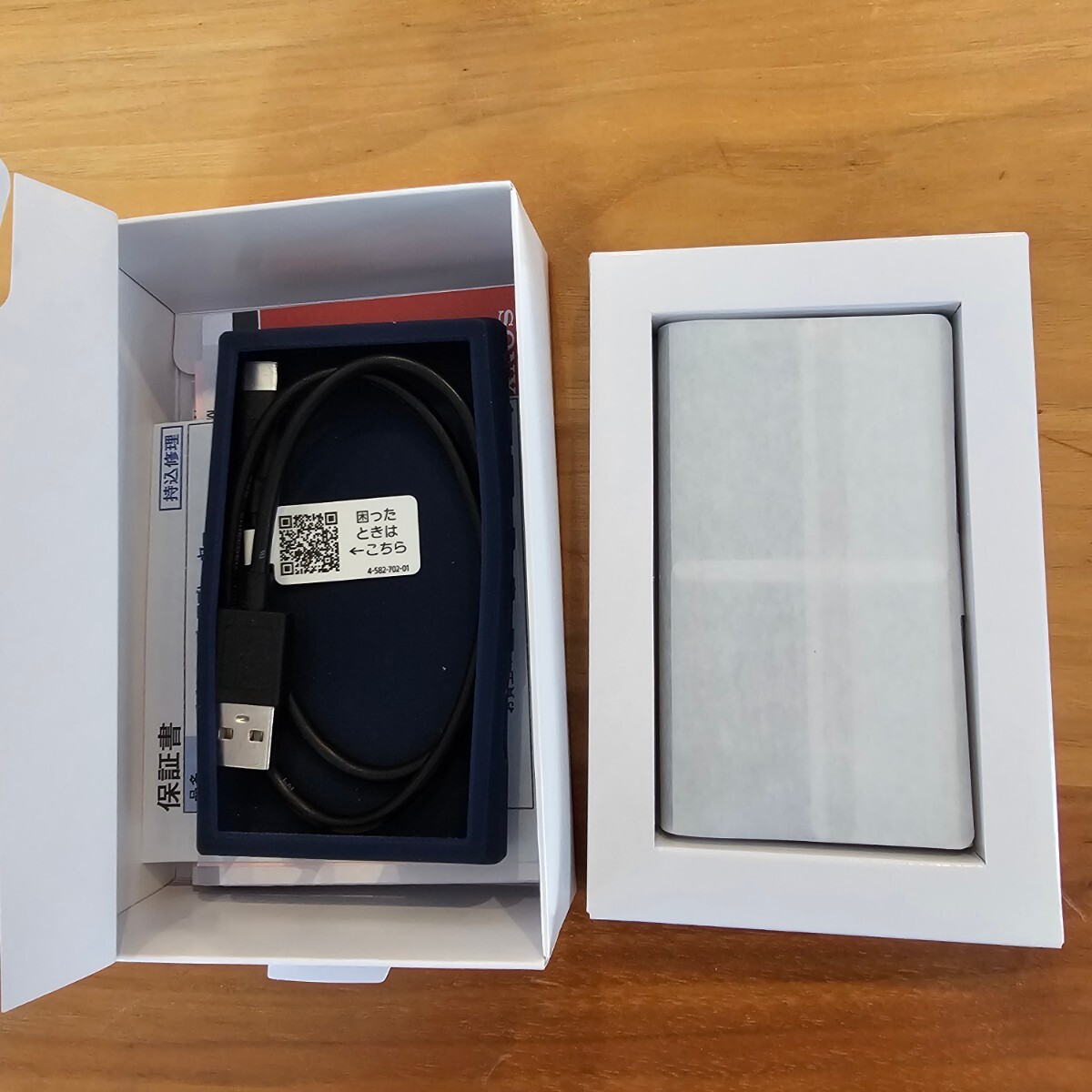 Sony Walkman NW-A306 32GB ブラック 純正ケース、ガラスフィルム付き 超美品の画像7