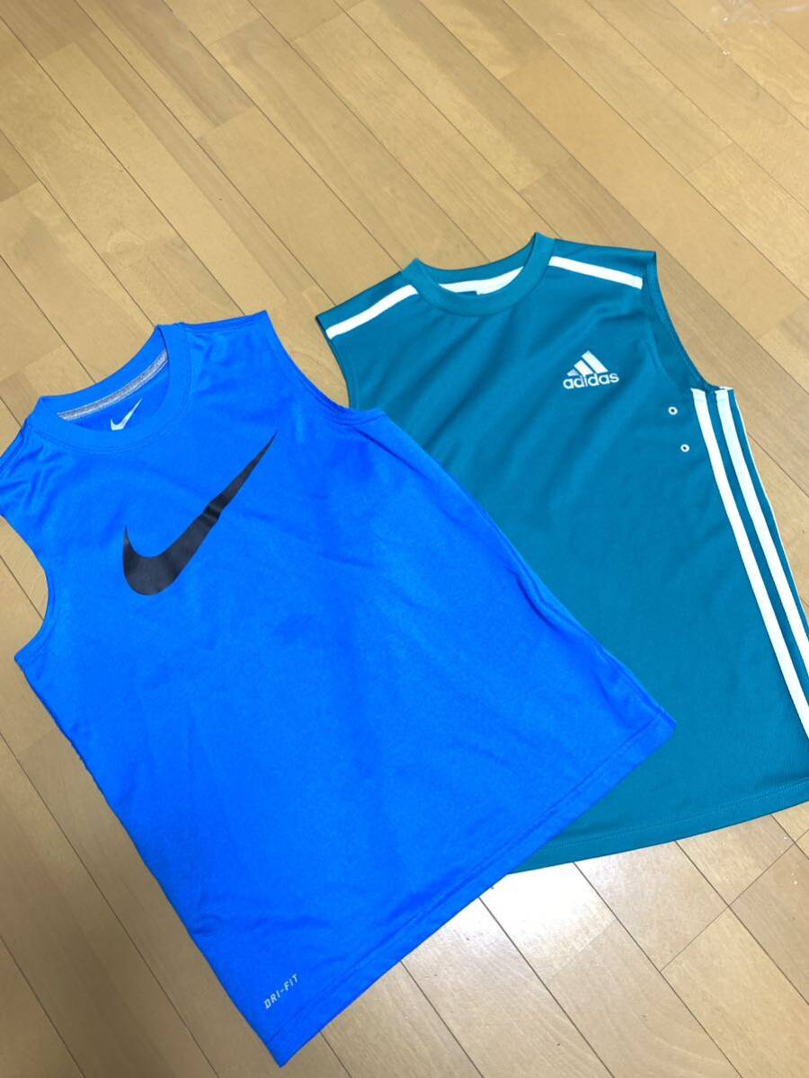 【送料無料】2枚セットで！140 150 ノースリーブシャツ NIKE adidas サッカー KIDS ナイキ アディダス Tシャツ タンクトップ の画像1