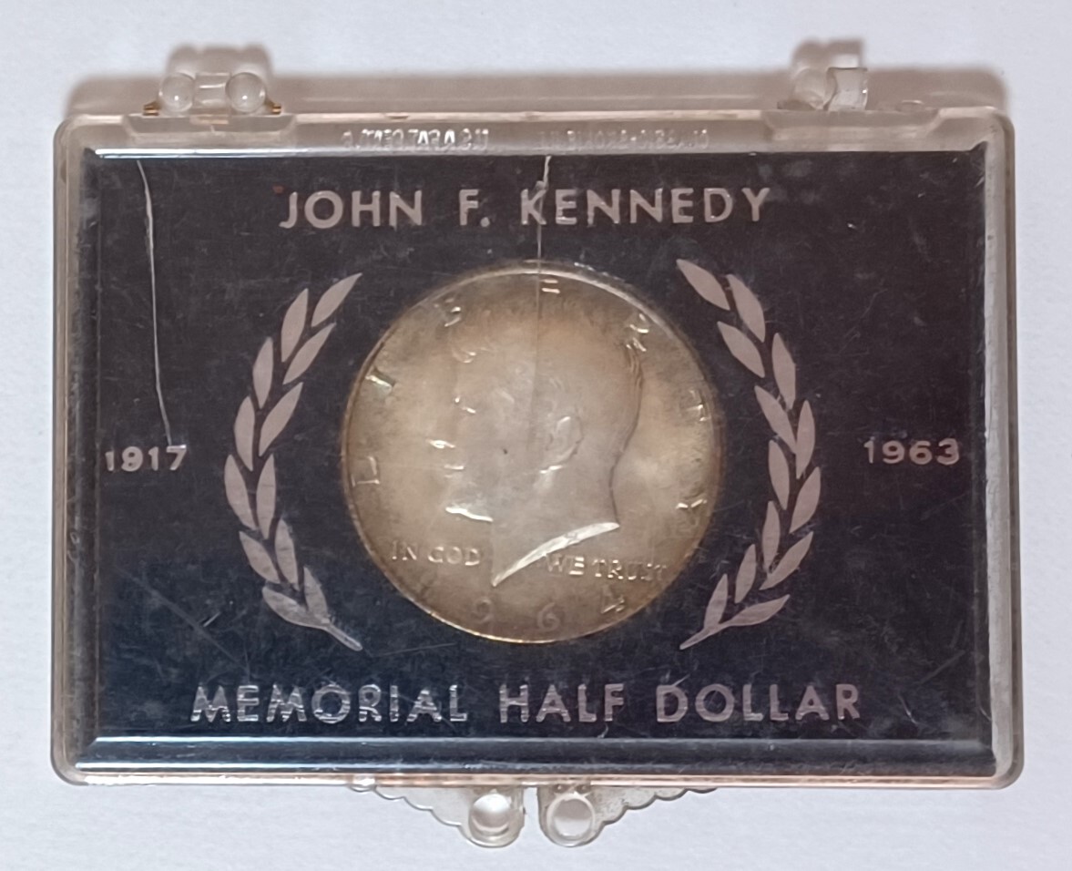 ◇ジョンF.ケネディ メモリアルコイン 1963年 ケース付き◇hy602の画像1