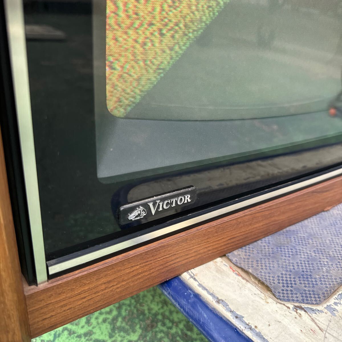 Yahoo!オークション - 昭和レトロ Victor/ビクター カラーテレビ Yahoo!オークション - 昭和レトロ Victor/ビクター カラーテレビ