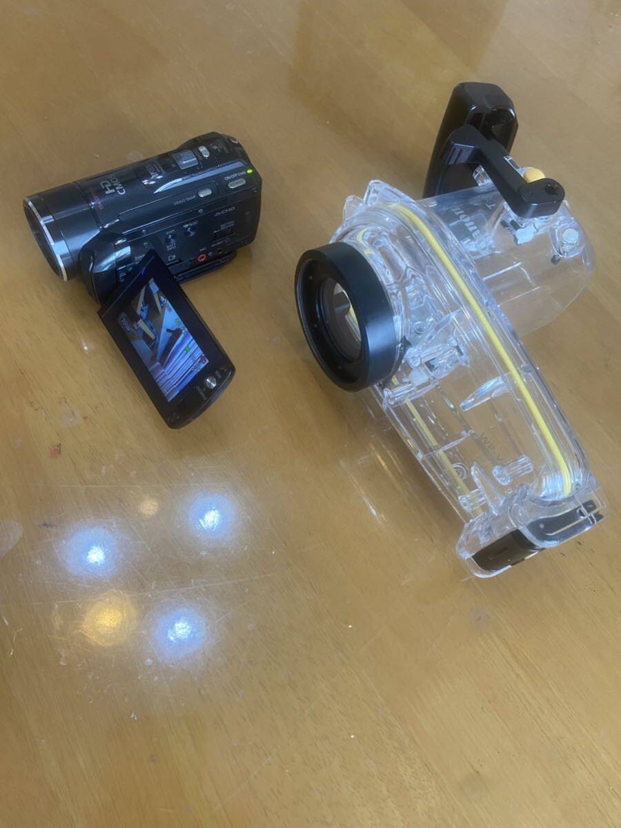 Canon iVIS HF 32 ビデオ、WP-V2 WATER PROOF、INON 水中ライトアダプター、バッテリー_画像1