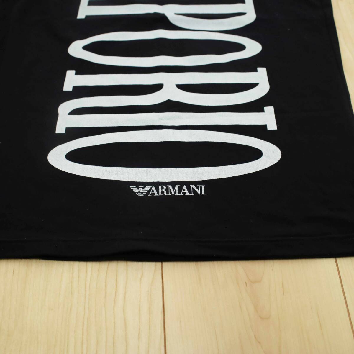 美品 EMPORIO ARMANI エンポリオアルマーニ スイムウェア ブラック Tシャツ ラッシュガード Ｍ相当 メンズ ストレッチ_画像5