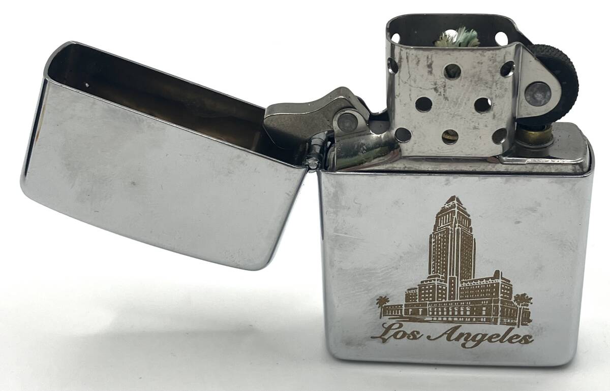 【7613】ZIPPO ジッポ Los Angeles ロサンゼルス オイルライター 喫煙具 ケース付き 火花〇 動作未確認 ライター オイルライター_画像7