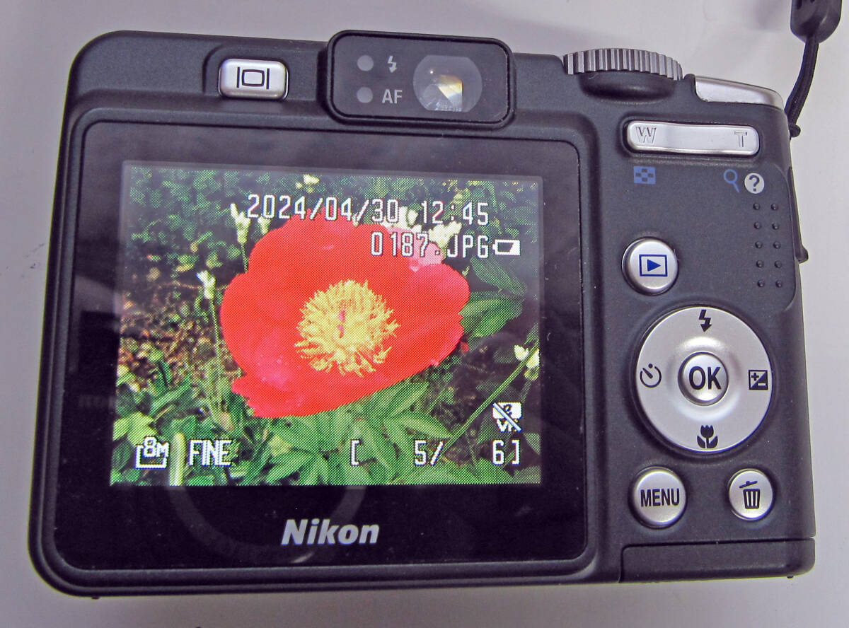 Nikon COOLPIX P50　単三使用_画像8