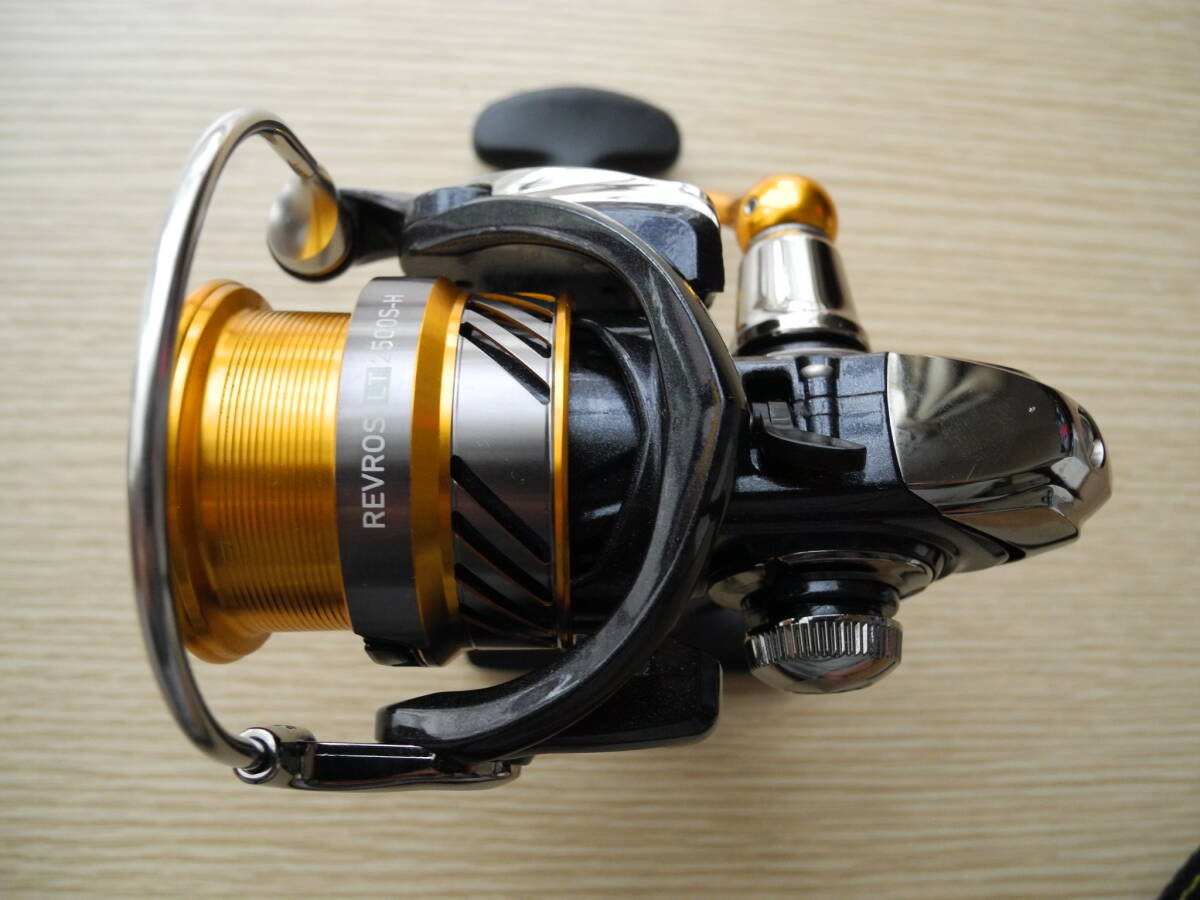 ダイワ１ 20 レブロス LT 2500S-H　　　DAIWA 20 REVROS LT 2500S-H　　　　　◆ 極 美 品 ◆