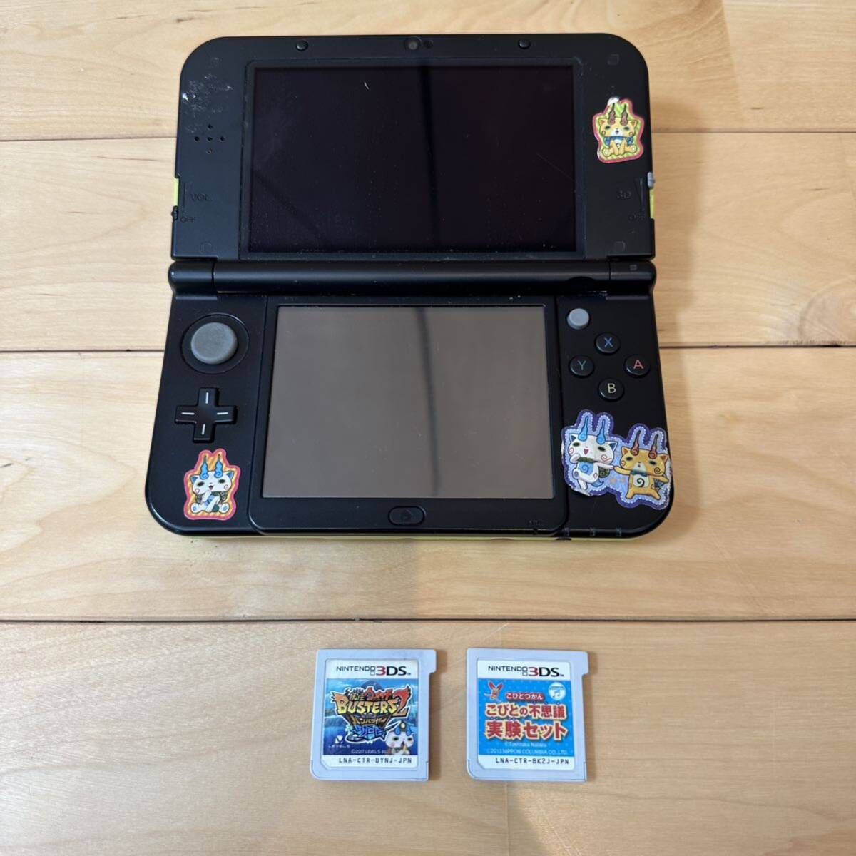 作動品ニンテンドー3DSLL 本体、妖怪ウォッチこびとの不思議ソフト2本付きまとめ！の画像1