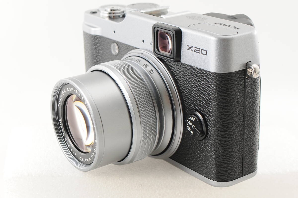 Yahoo!オークション - 美品 FUJIFILM 富士フィルム X20 Yahoo!オークション - 美品 FUJIFILM 富士フィルム X20